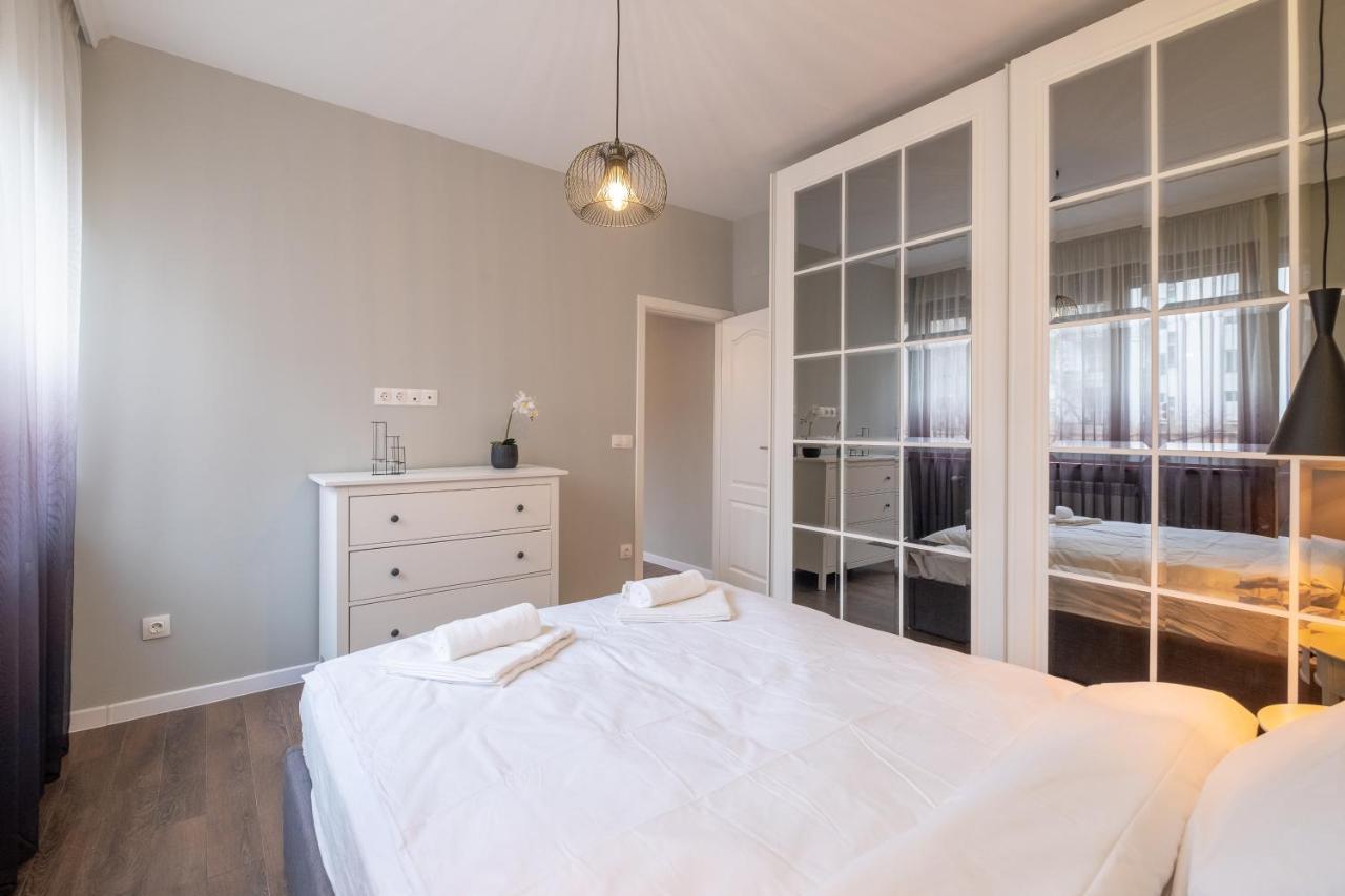Designer & Cozy 2Bd Flat With A Parking In The City Center By Flat Mаnager Sofya Dış mekan fotoğraf