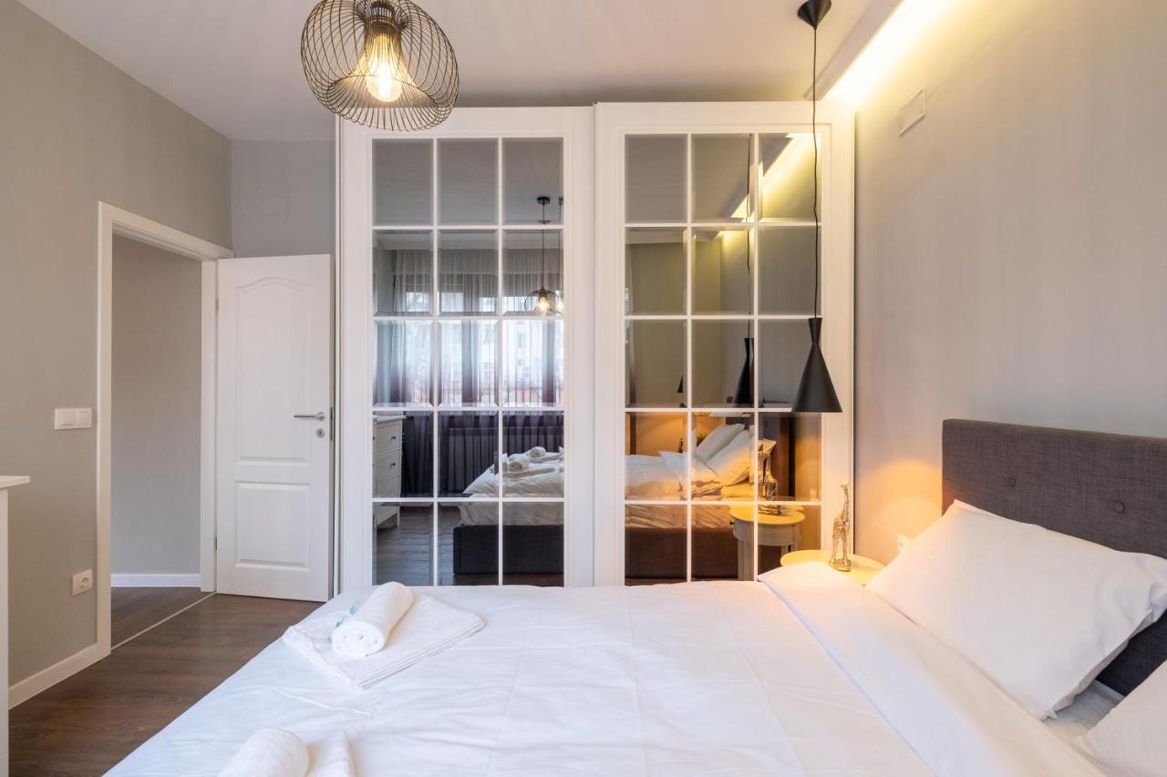 Designer & Cozy 2Bd Flat With A Parking In The City Center By Flat Mаnager Sofya Dış mekan fotoğraf